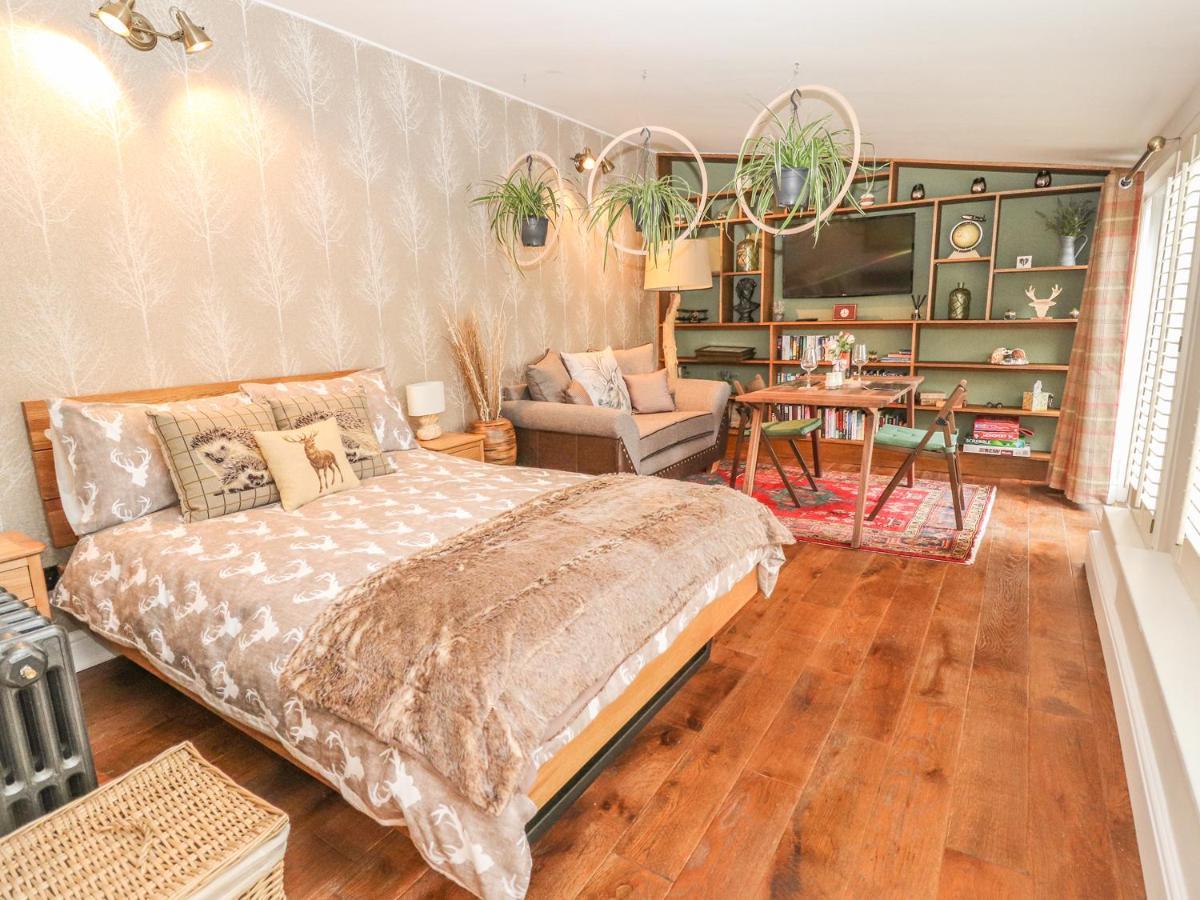The Cottage The Coach House Рексем Экстерьер фото